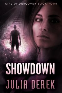Showdown: Girl Undercover #4